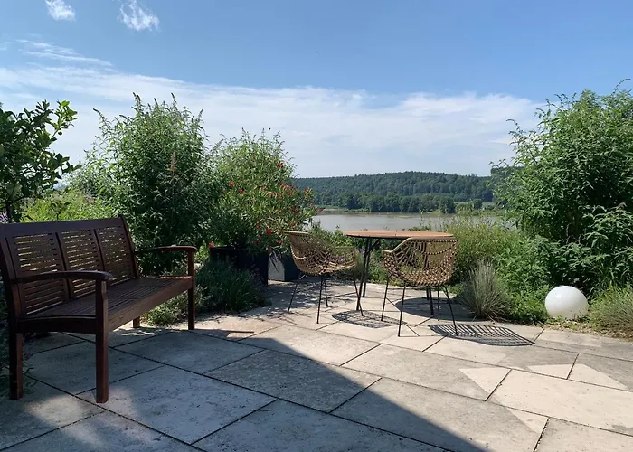 Апартаменты Stille X Weite - Hochwertige Mit See-panorama Kronburg